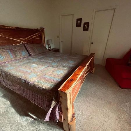 Cabin With Treehouse Views, 3 King Beds, 4 Bunks, And Large Hot Tub! Gatlinburg Bagian luar foto